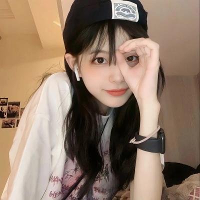 村主任和他的女友